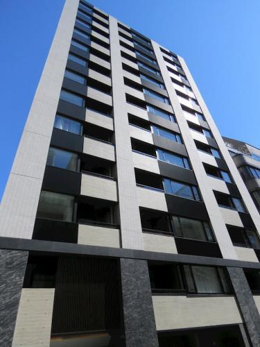 ピアース銀座8丁目